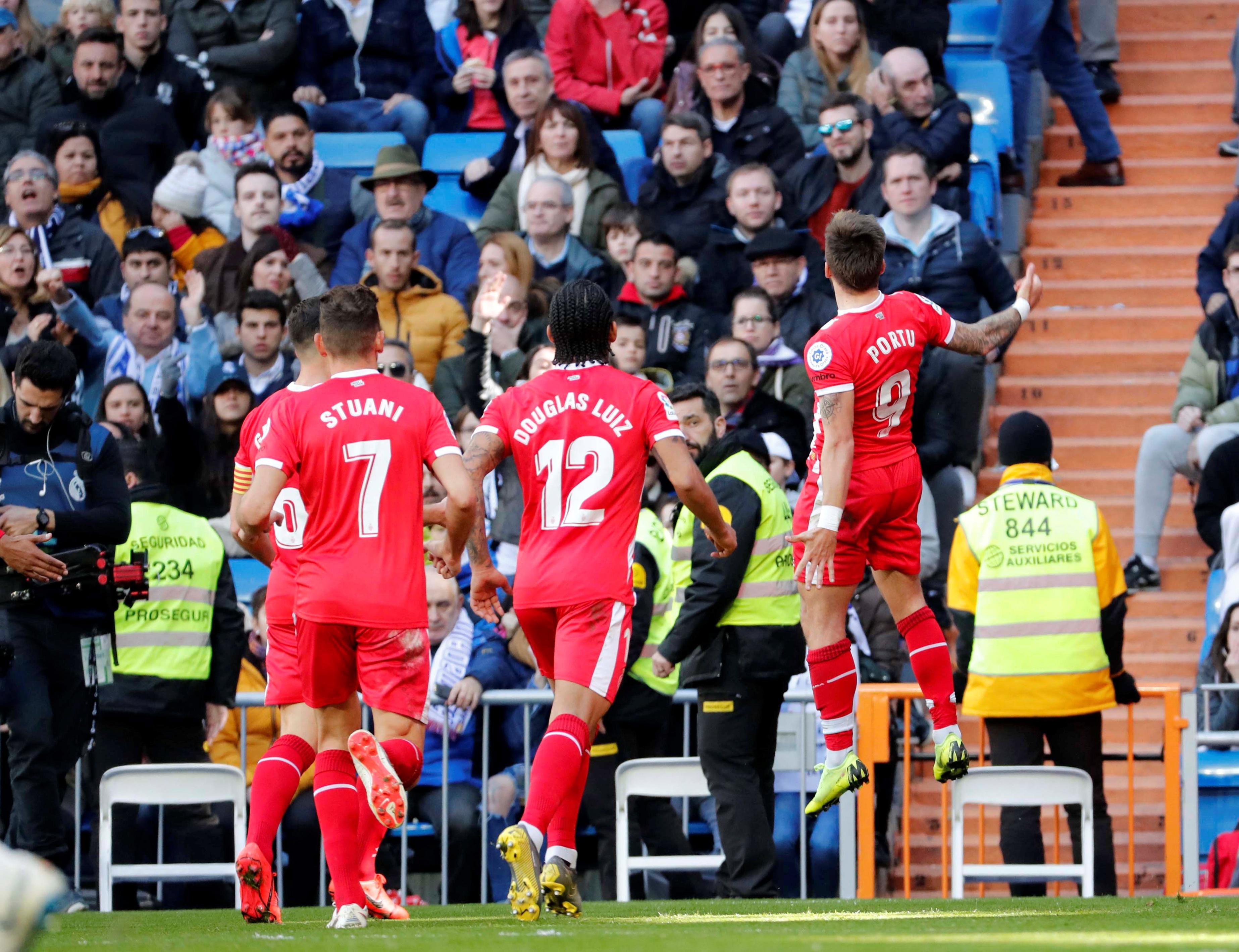 包括巴黎圣 包括巴黎圣